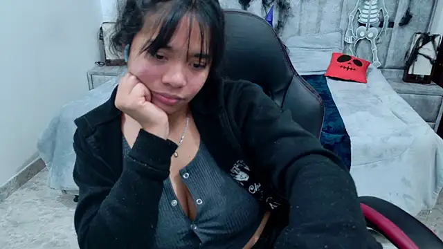 Živý XXX chat laureentt_
