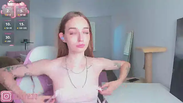 MoonDust – Naživo XXX chat