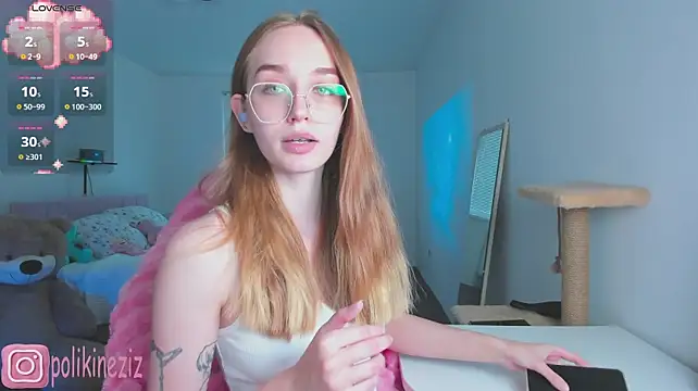 MoonDust's Live XXX Chat