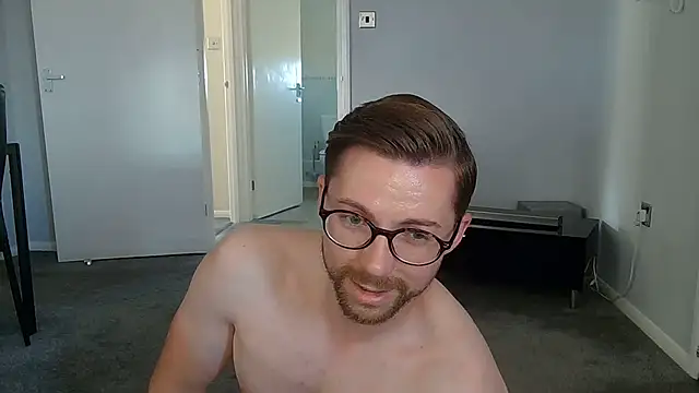 kkezzy webkamerás műsora