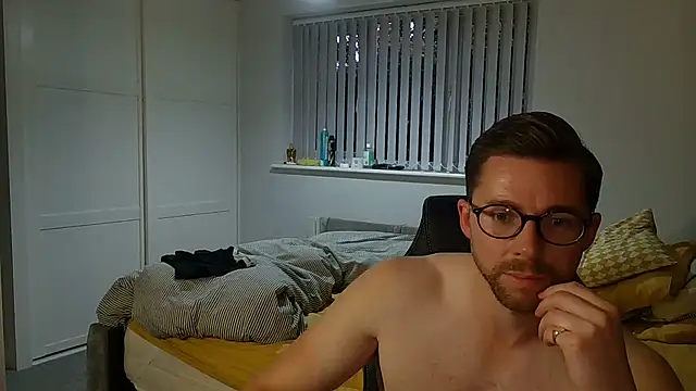 kkezzy Show in webcam