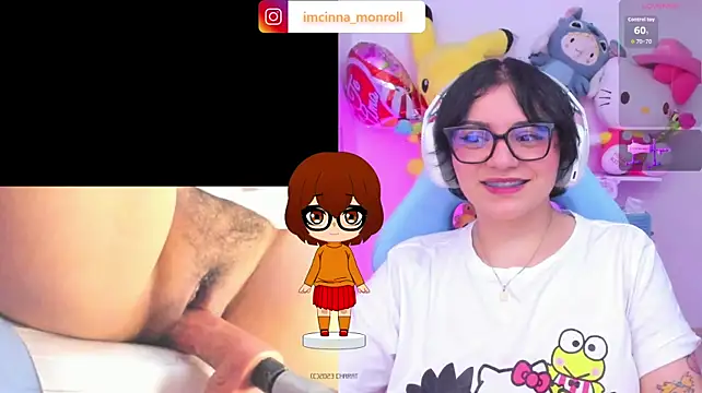 Онлайн чат XXX cinna_monroll