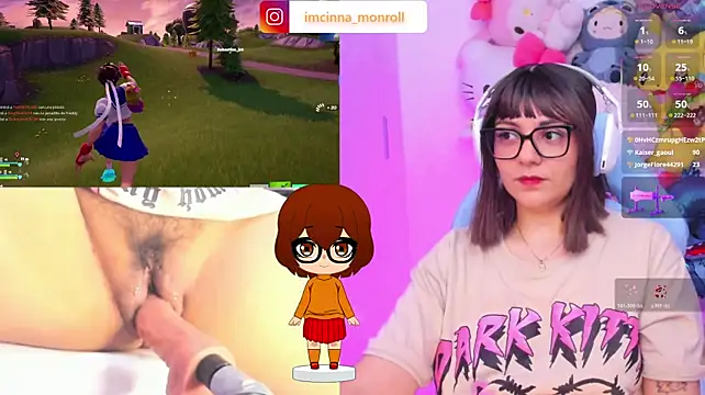 cinna_monroll Show in webcam