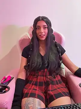 Felicia_smok3 在線直播表演