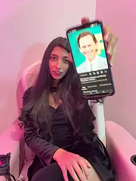 Felicia_smok3 Ruang Obrolan Langsung