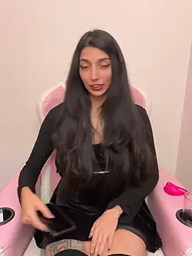 Felicia_smok3's Live Chat Room