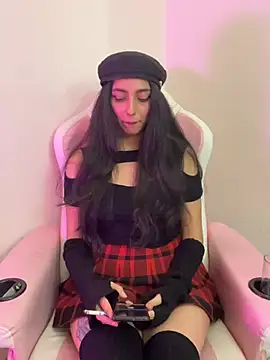 Felicia_smok3 Webcam Show