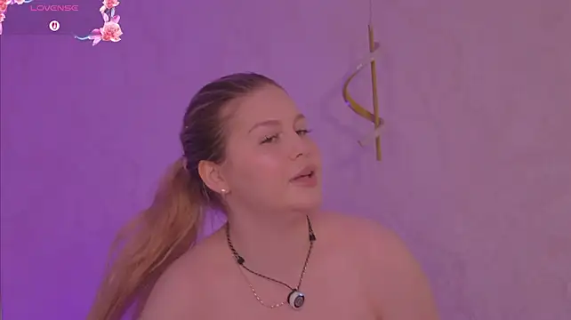 Alexis_Powell's Live XXX Chat