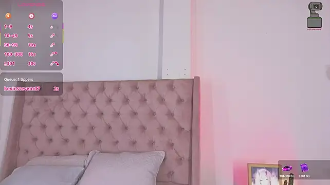 _Linoshka_1's Live XXX Chat