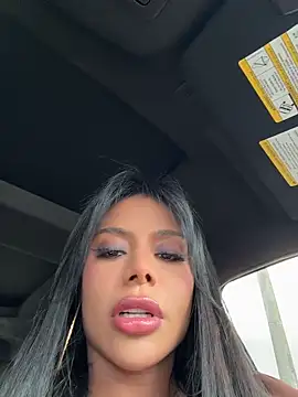 HOT_LADY_777: διαδικτυακό σόου στην κάμερα