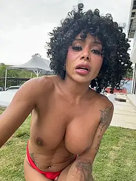Show de HOT_LADY_777 na webcam