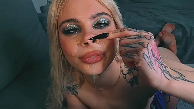Ashley-Urban: онлайн-секс-чат