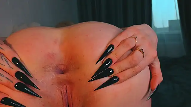 Ashley-Urban's Live XXX Chat