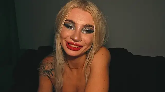 Ashley-Urban's Live XXX Chat