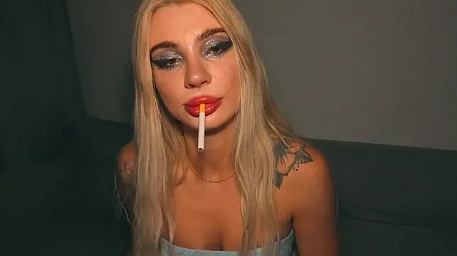 Chat +18 de Ashley-Urban ao vivo