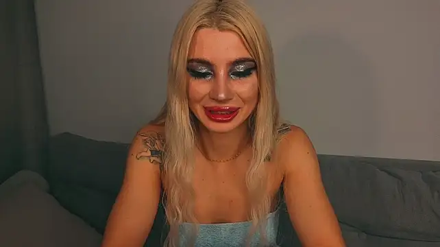 Ashley-Urban Chat XXX in diretta