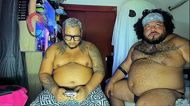 Bearspigdirty's Webcam Show