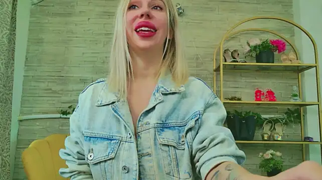 VesperNyx Show Webcam
