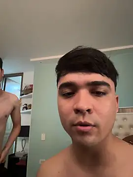 Živý XXX chat horny_steven_room