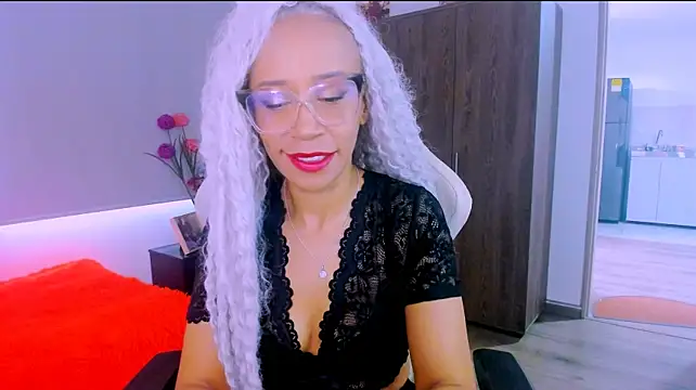 ScarlettMalbec's Live XXX Chat