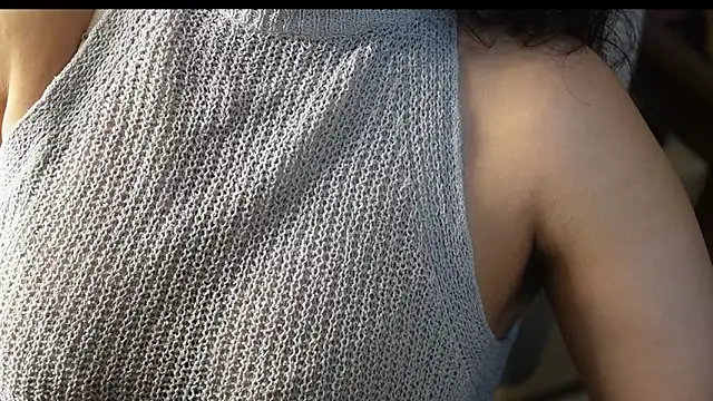 Chatroom XXX en direct de -AyeshaSinghania-