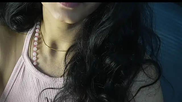 Živý XXX chat -AyeshaSinghania-