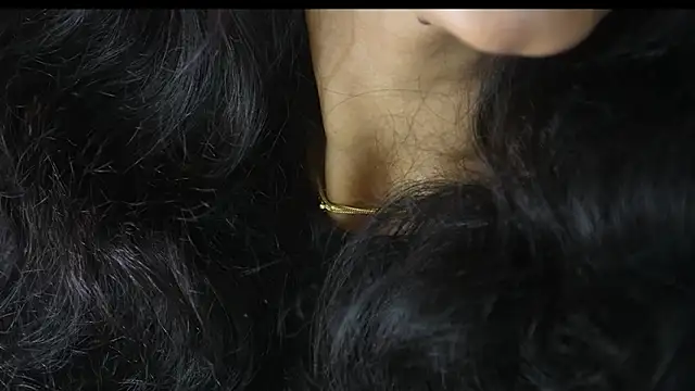 -AyeshaSinghania- Chat XXX in diretta