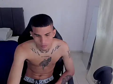 hot_king20 Adlı Modelin Web Kamerası Şovu