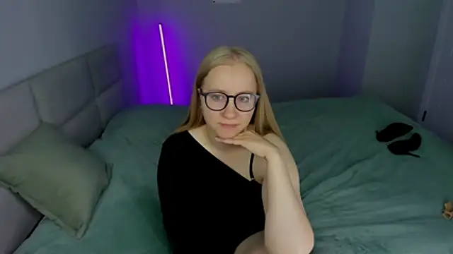 MilanaJune Live XXX-Chat