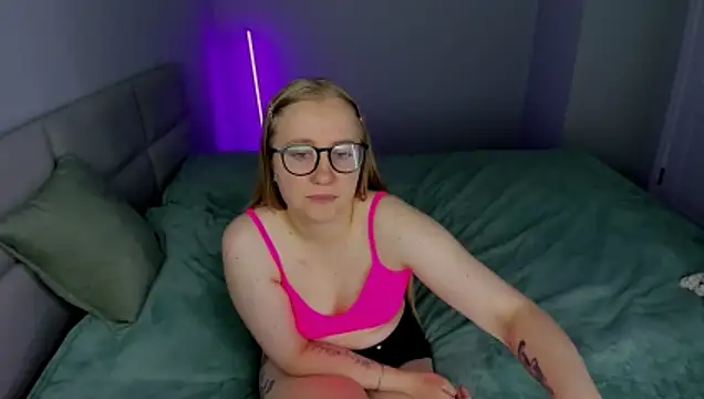 Webkamerová show MilanaJune