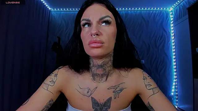 angel_devil_forever Webcam Show
