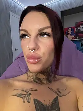 دردشة angel_devil_forever الجنسية المباشرة