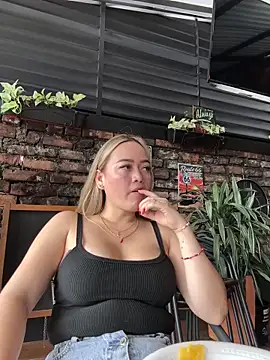 Danielavegax Webcam Show