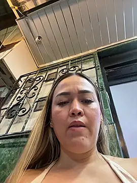 הופעת וובקאם של Danielavegax
