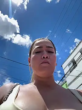 Danielavegax Show in webcam