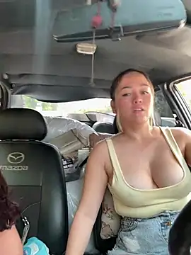 Danielavegax Show Webcam