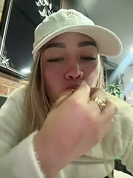 Danielavegax Show Webcam