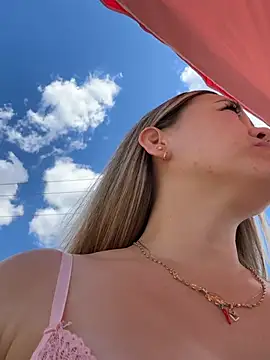 Danielavegax 网络视讯表演
