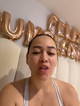 Danielavegax Show in webcam