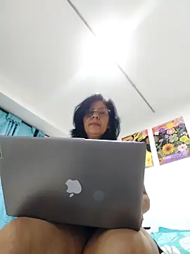 Maria_c élő chatszobája
