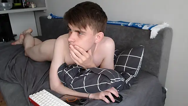 Student_Oliver Webcam show