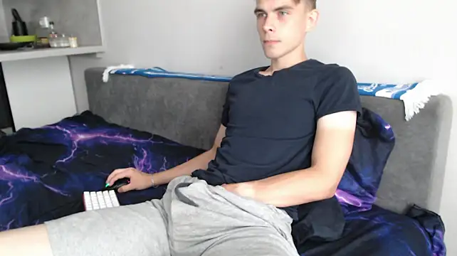 Student_Oliver Pertunjukan Webcam
