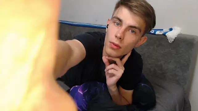 Student_Oliver Webcam-Show
