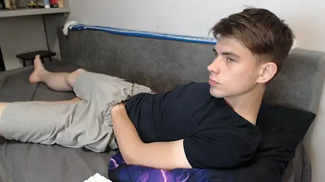 Student_Oliver Шоу с уебкамера