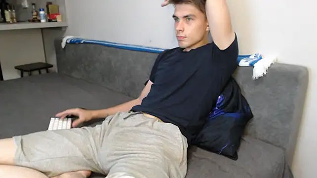 Student_Oliver Webcam-Show