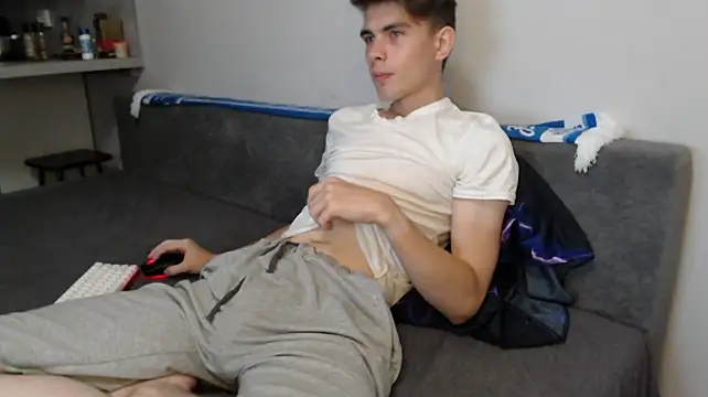 Student_Oliver webcam show
