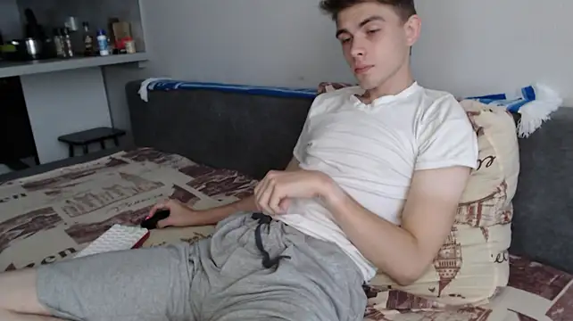 عرض كام Student_Oliver