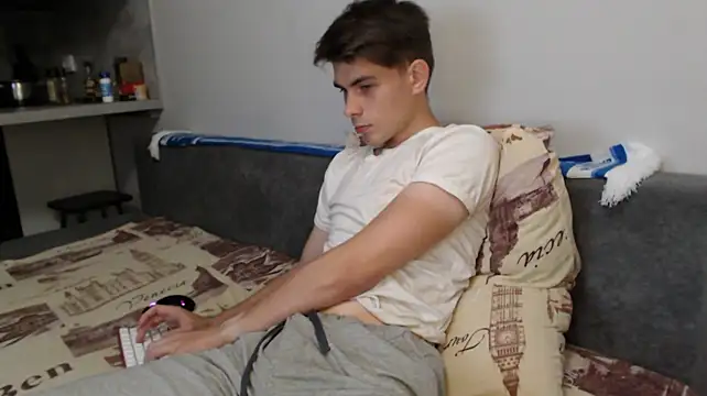 Student_Oliver Webcam-Show