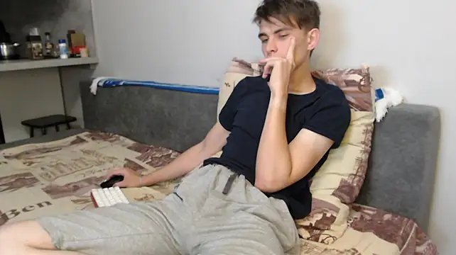 عرض كام Student_Oliver
