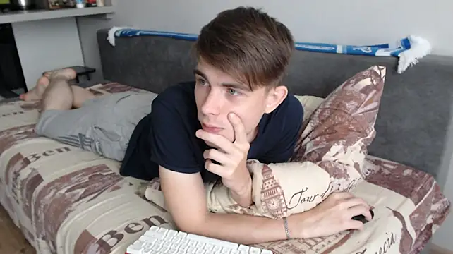 Student_Oliver Adlı Modelin Web Kamerası Şovu